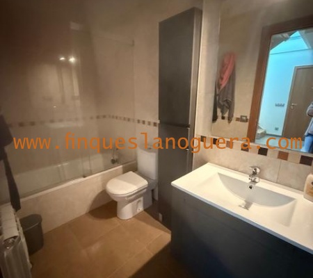 5 Rooms Rooms,3 BathroomsBathrooms,Piso,1409