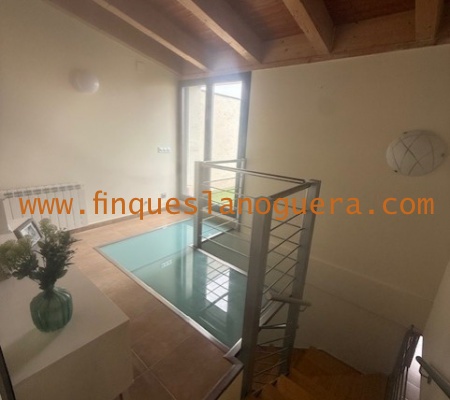 5 Rooms Rooms,3 BathroomsBathrooms,Piso,1409