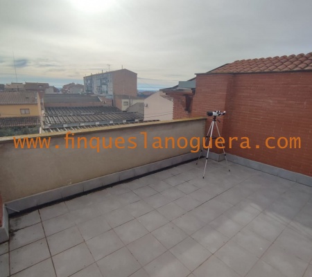 5 Rooms Rooms,4 BathroomsBathrooms,Casa,1415