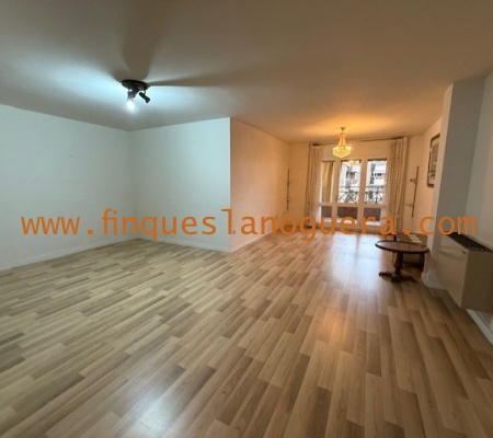 4 Rooms Rooms,2 BathroomsBathrooms,Piso,1416