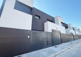 4 Rooms Rooms,3 BathroomsBathrooms,Casa,1421